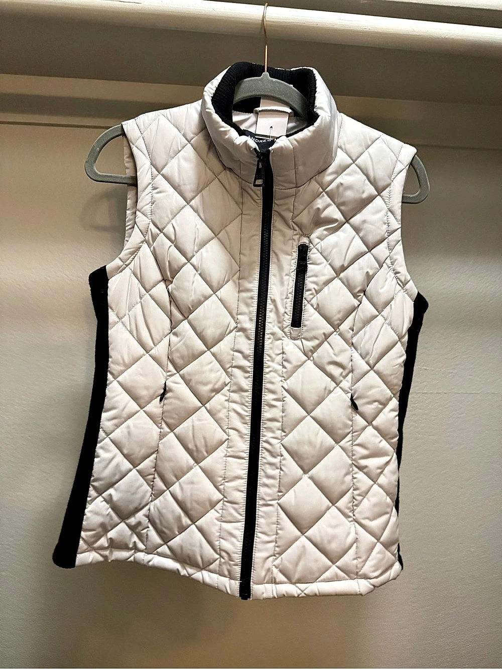 Andrew Marc Ladies Quilted Vest White & Black XS
